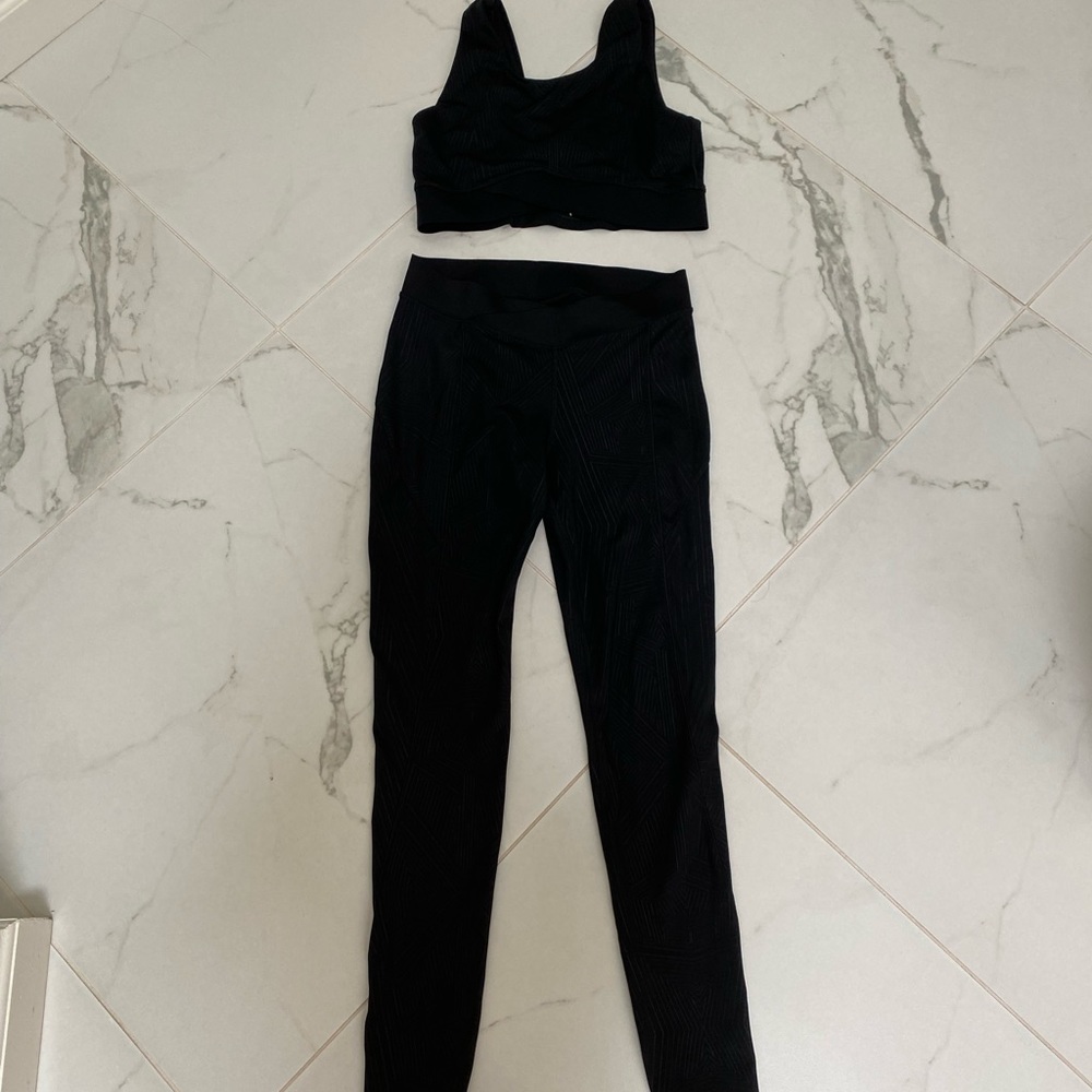 Ivy Park x Topshop workout set